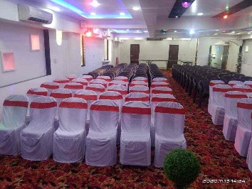 white pearl banquet and multifunction hall jahangir pura surat