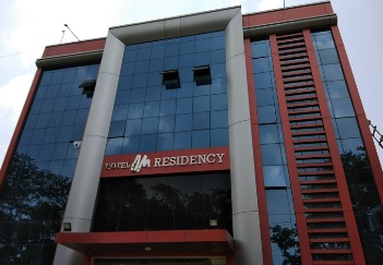 hotel om residency civil lines jhansi
