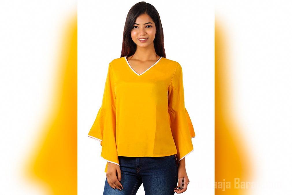 Blouse With A V-Neck And Puffed Full Sleeves
